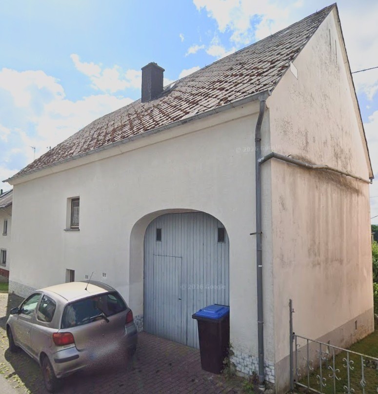 Morbach: Liegenschaft mit Abbruchhaus im Hunsrück