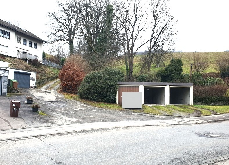 Gummersbach: vermietete Dreifachgarage im Gelpetal
